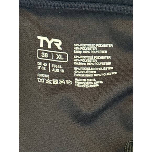 TYR Men's Standard Durafast One Jammer Swimsuit Shorts Black UPF Size 38 / XL - Picture 6 of 6